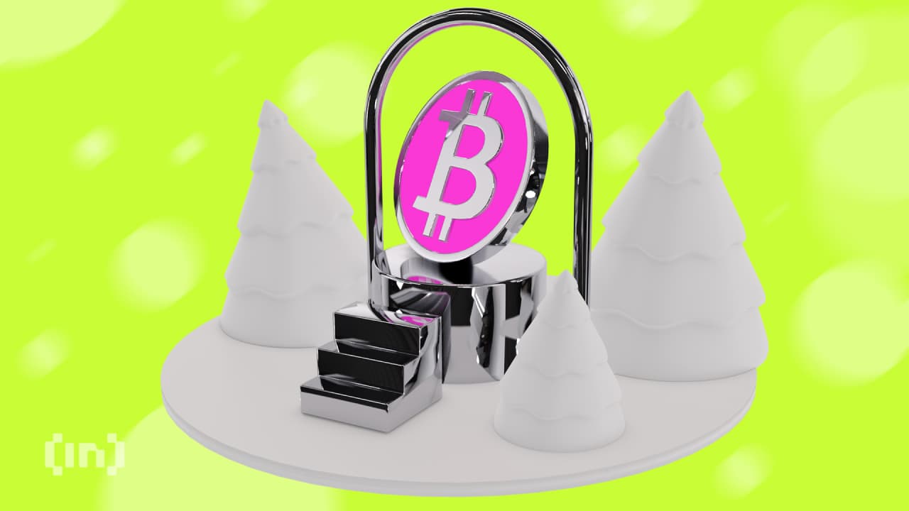 Which Crypto Sectors Boom During the Holidays? A Guide for Traders