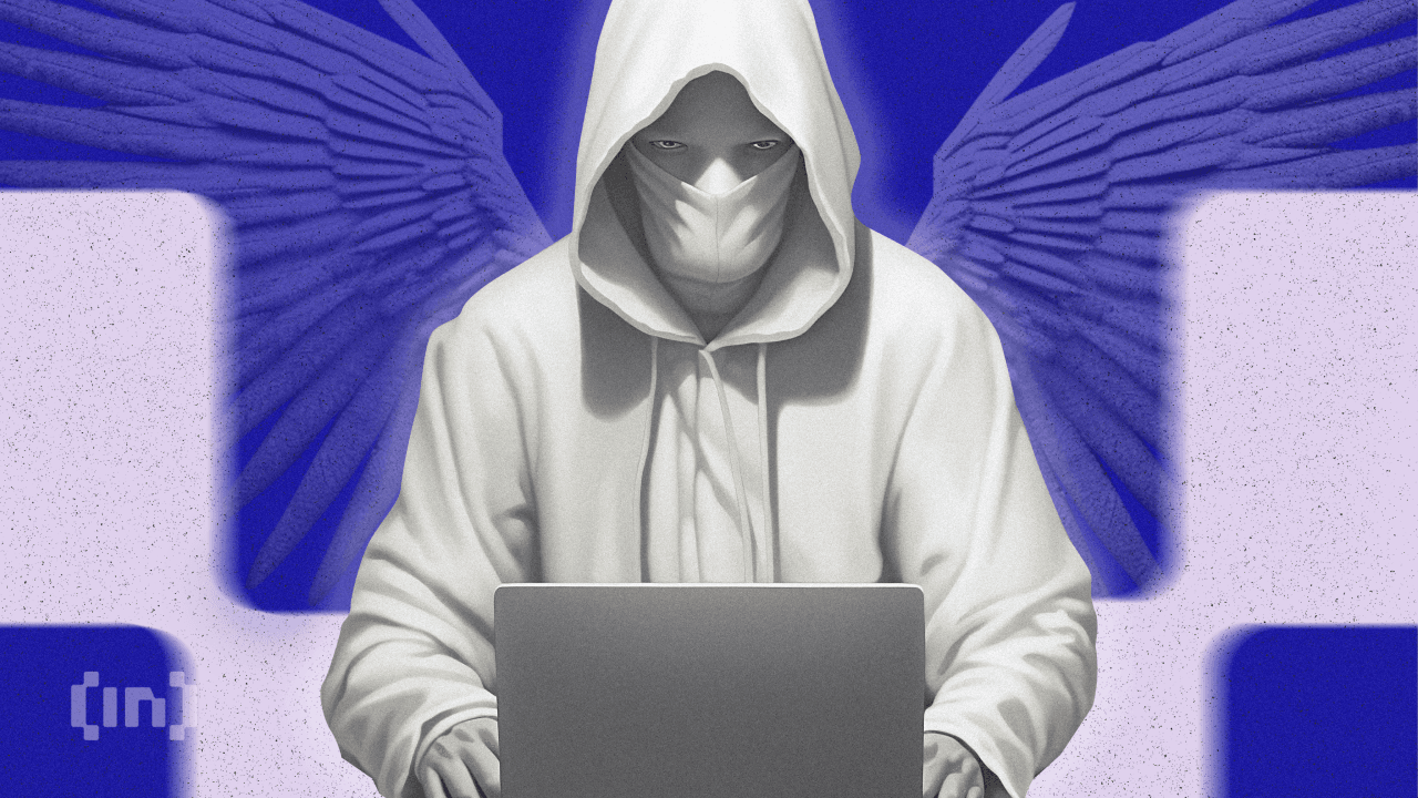 Curve Finance Reportedly Hacked, Users Urged to Avoid the Website