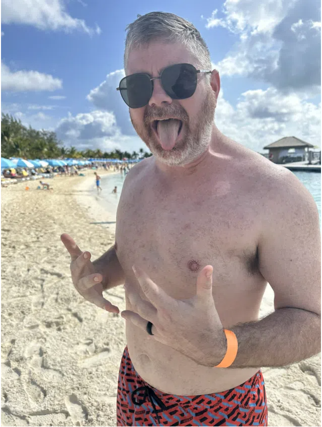 Ben Armstrong, alias BitBoy, takes in the sun. Source: @Bitboy_Crypto