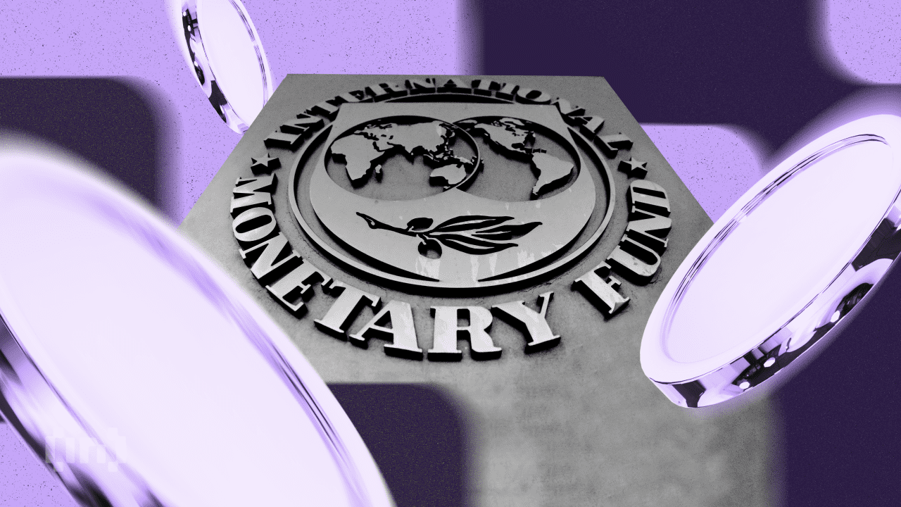 IMF Shifts Strategy on El Salvador’s Bitcoin Law: What’s Next?