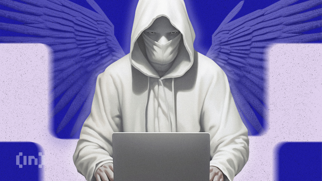 Curve Finance Reportedly Hacked, Users Urged to Avoid the Website