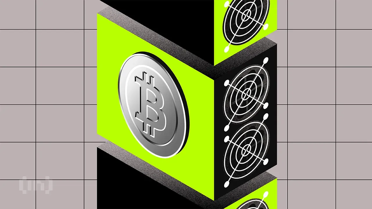 Hashrate Sinks to 8-Month Low—Golden Entry or Looming Risk for Bitcoin Miners?